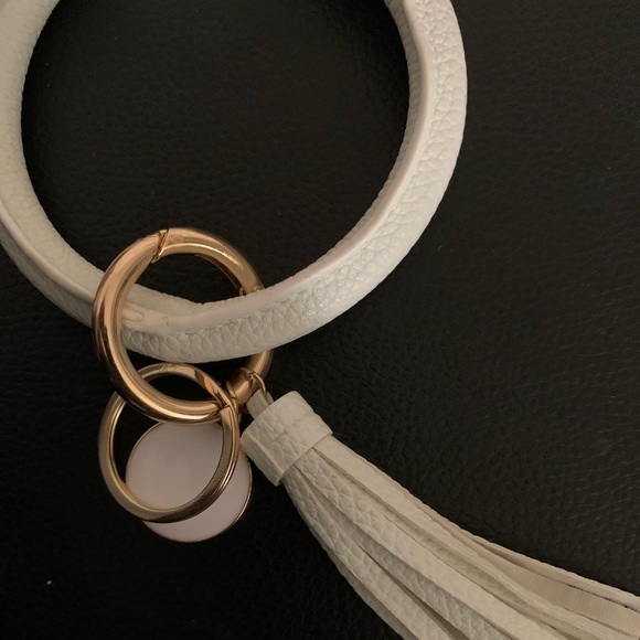 Keychain bracelet - Picture 1 of 2